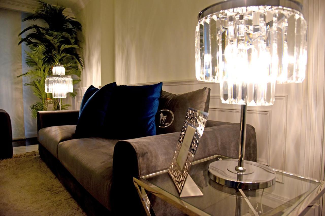 Versace Tower Luxury Suites - Downtown Beirut Esterno foto